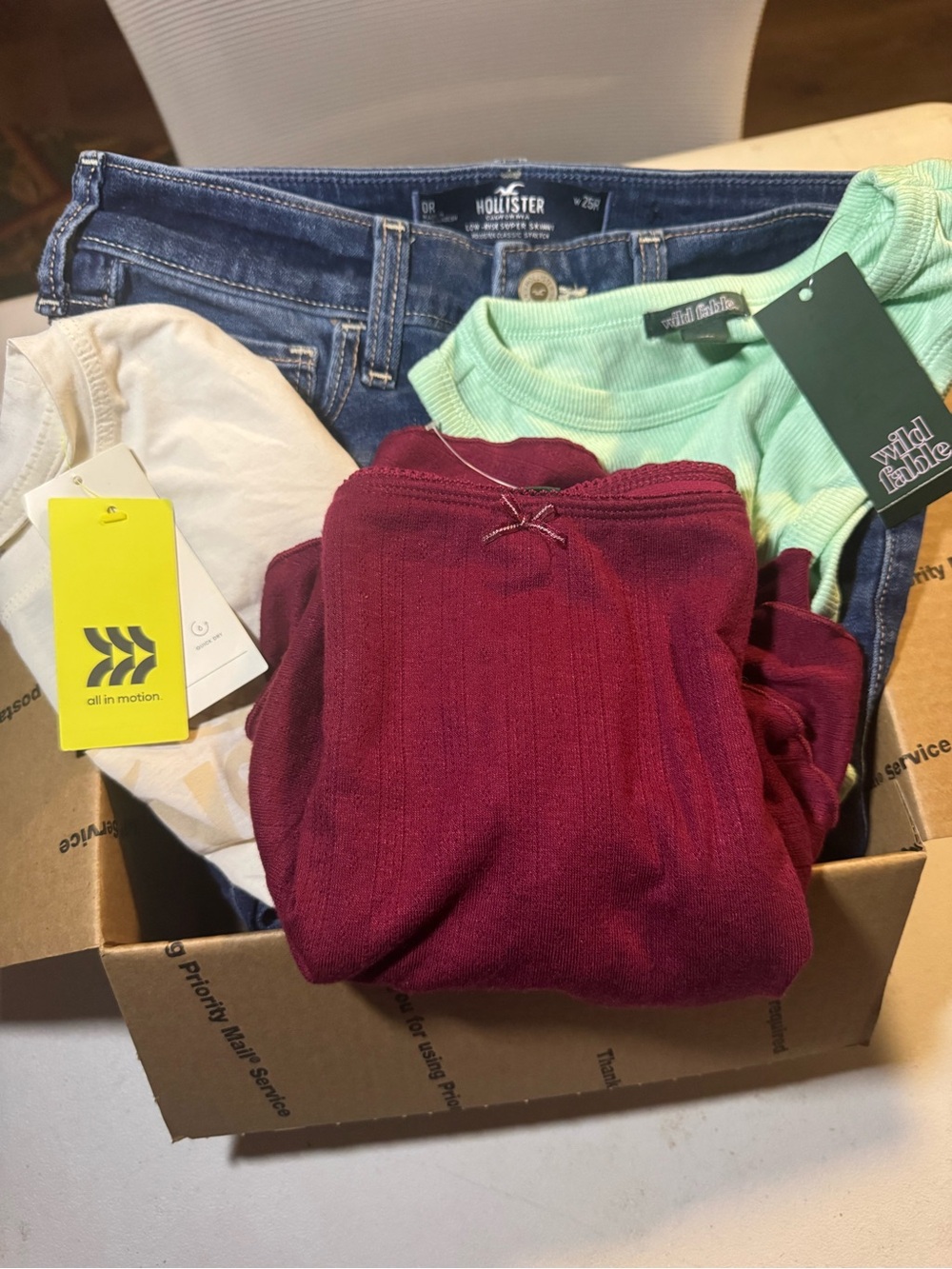 Womens 4 item bundle size XS